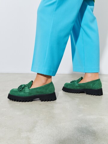 CESARE GASPARI Moccasins in Green