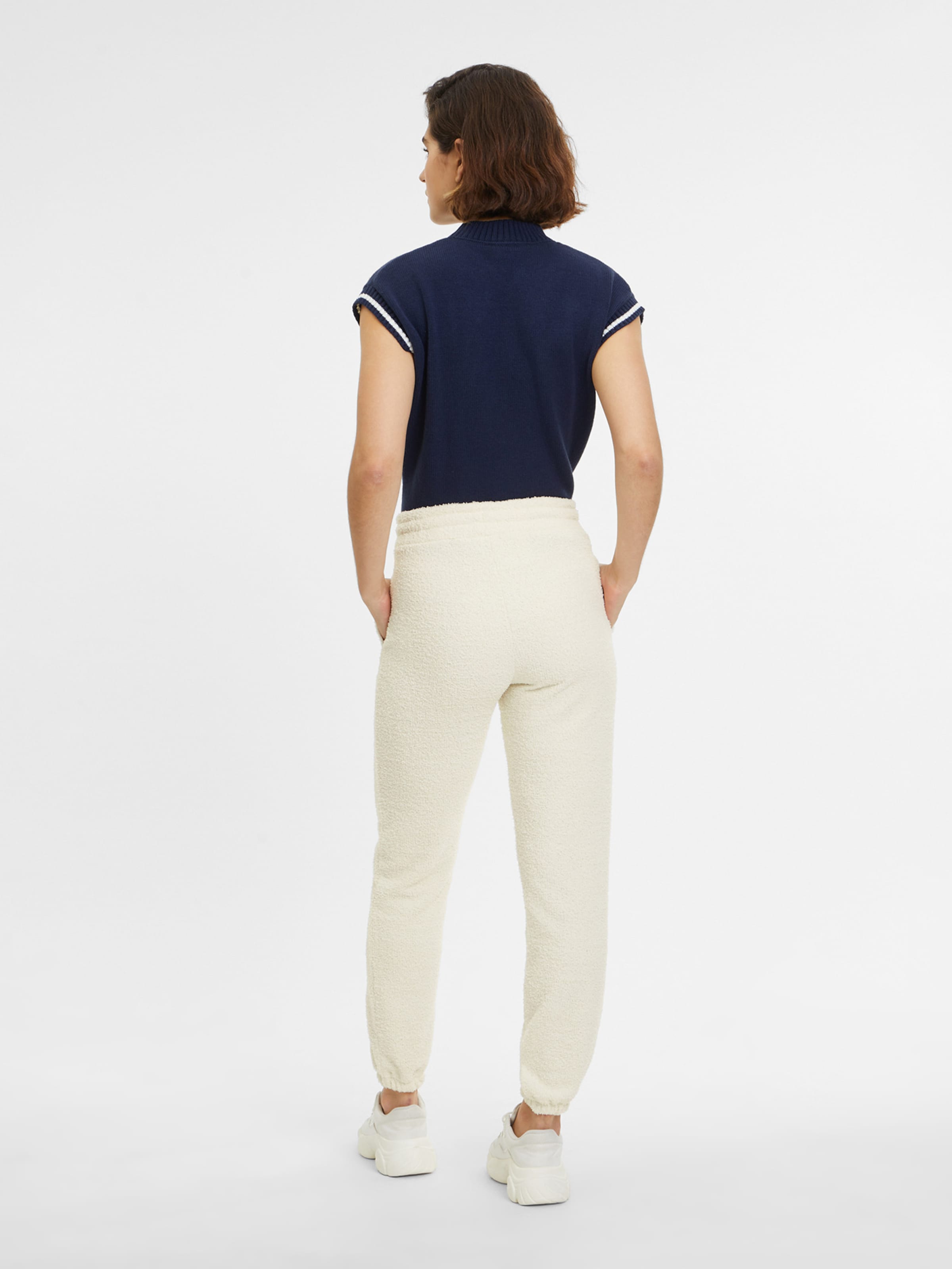 Fila skinny joggers deals