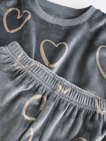 Next Schlafanzug in Grau