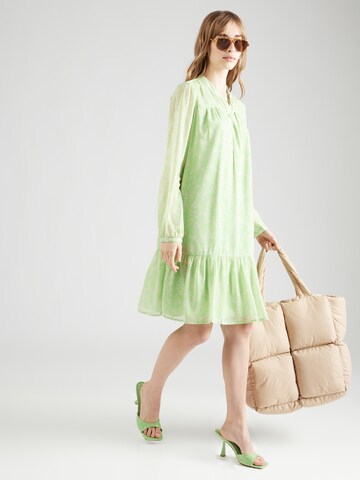 Robe ESPRIT en vert