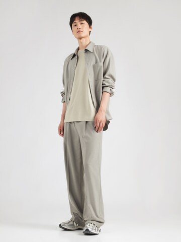 Tricou de la FYNCH-HATTON pe gri