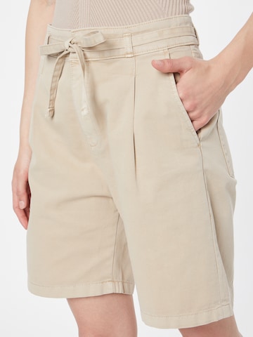 ESPRIT Loose fit Pleat-Front Pants in Beige