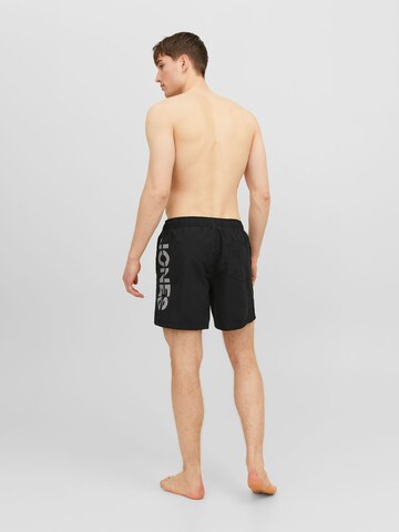 JACK & JONES Badeshorts 'Fiji' in Schwarz