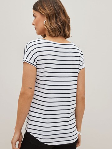 Next - Camiseta en negro