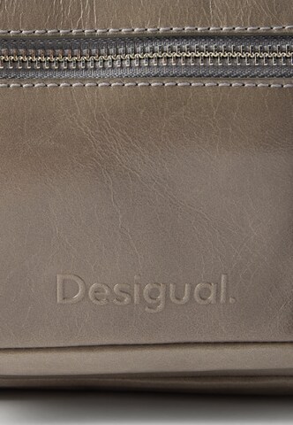 Desigual Schultertasche in Silber