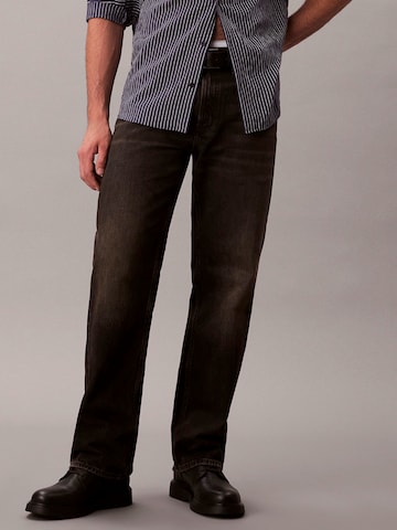 Calvin Klein Jeans - regular Vaquero '90S' en negro: frente