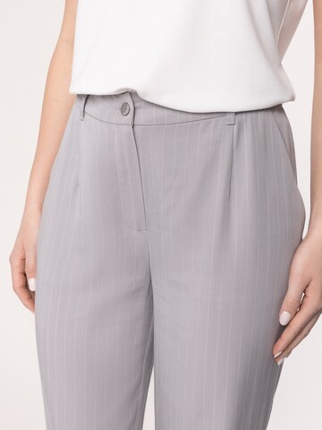 regular Pantaloni di Quiosque in grigio