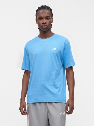 new balance Shirt 'Essential' in Blauw: voorkant
