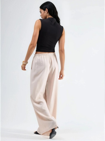 Busem Wide Leg Hose in Beige