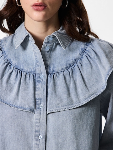 Chemisier 'PCBirke' PIECES en bleu