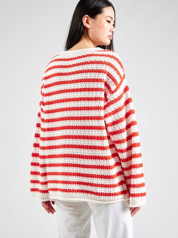 Pull-over Gina Tricot en rouge