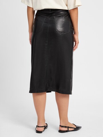 BOSS Skirt in Black
