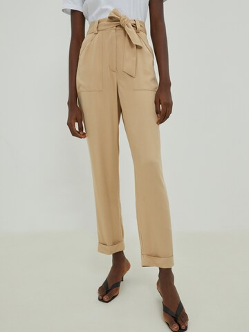 EDITED Regular Pants 'Ivy' in Beige: front