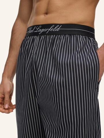 balts Karl Lagerfeld Garā pidžama ' Pyjama-Set mit Nadelstreifenhose '