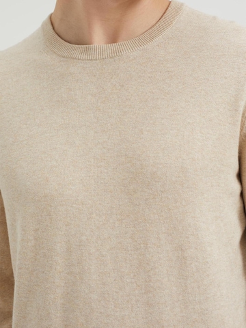 Pull-over WE Fashion en beige