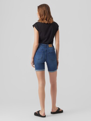 Vero Moda Tall Slimfit Shorts 'SOPHIA' in Blau