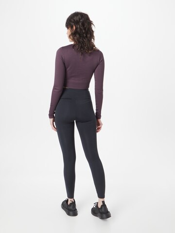 Coupe slim Pantalon de sport Röhnisch en noir