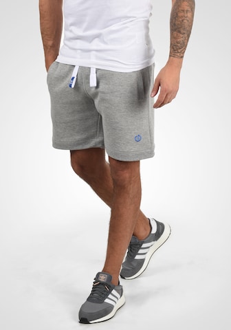 !Solid Regular Pants in Grey: front