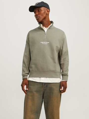 JACK & JONES Sweatshirt 'JORVesterbro' in Grün: Vorderseite