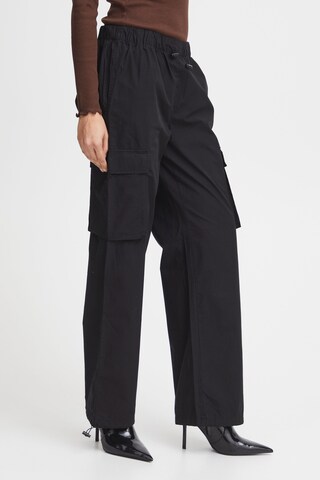 b.young Loose fit Cargo Pants in Black: front