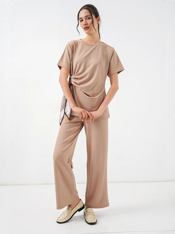Pantalons de tailleur Bigdart en beige