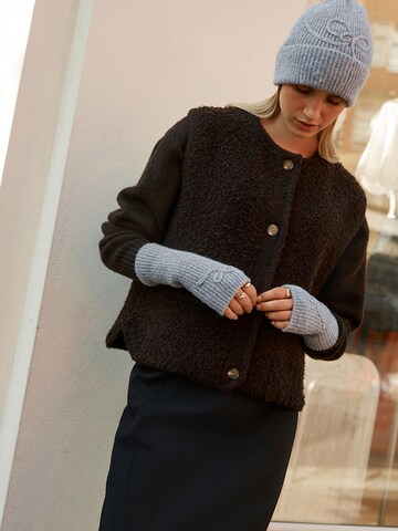 Next Stulpen in Grau