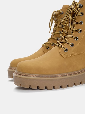 Bottines à lacets Pull&Bear en jaune