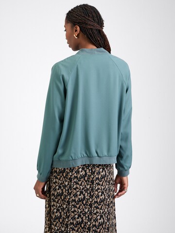 ABOUT YOU Between-Season Jacket 'Gina' in Green