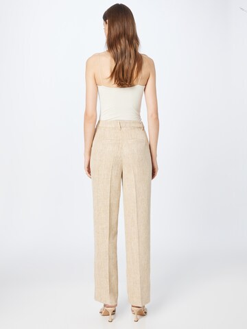 Regular Pantalon à plis NA-KD en beige