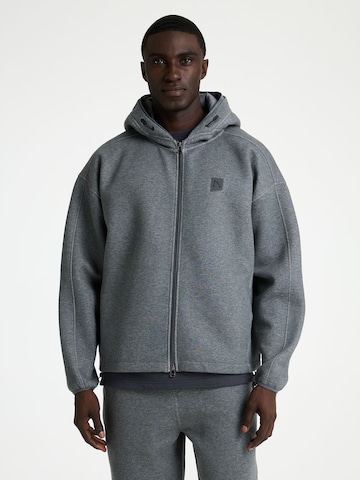 Veste de survêtement ' Deon PRO ' CHASIN' en gris : devant