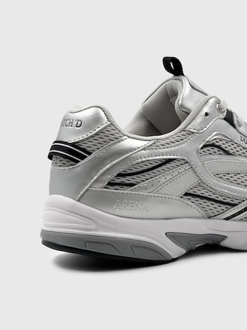 Dutch'D Sneaker low 'Arena (Size runs small, order one size up)'‌ in Silber