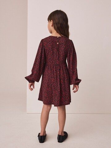 Next - Vestido en rojo