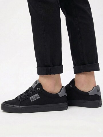 Lee Cooper Platform trainers in Black