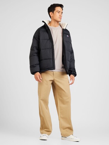 Tommy Jeans - Chaqueta de invierno en negro