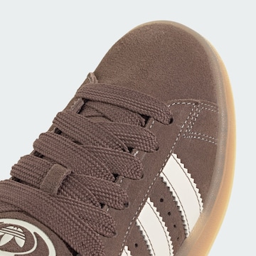 ADIDAS ORIGINALS Ниски маратонки 'Campus 00s' в кафяво