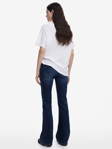 Desigual - Camiseta en blanco