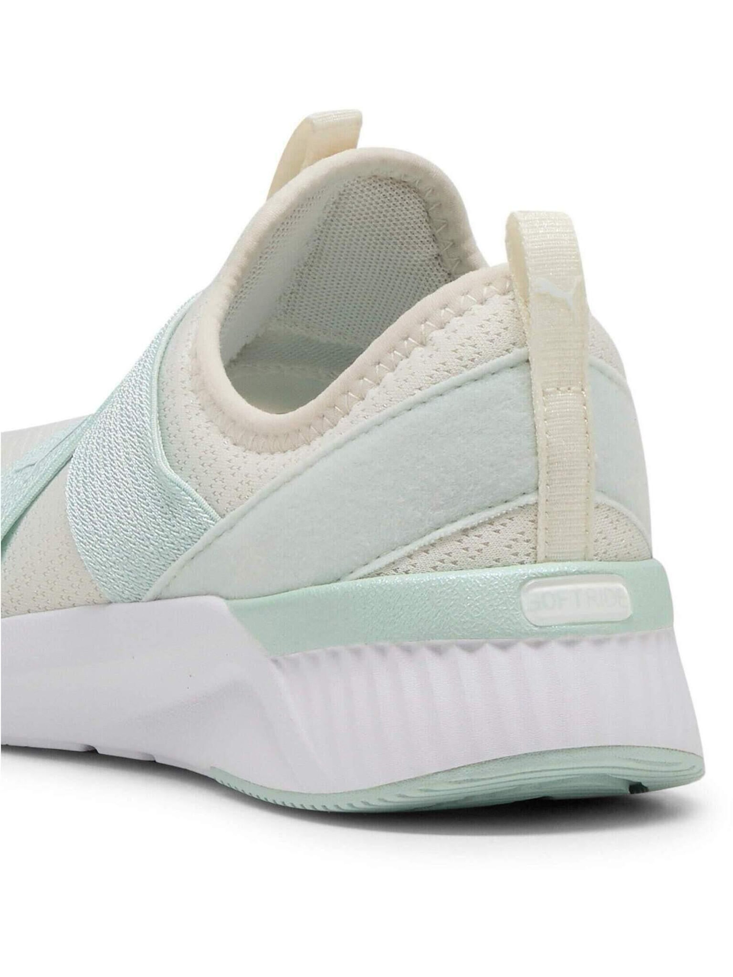 PUMA Sportschoen 'Softride Harli Slip Transformative Color Wns' in Beige