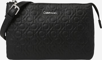 Calvin Klein - Bolso de hombro en negro: frente