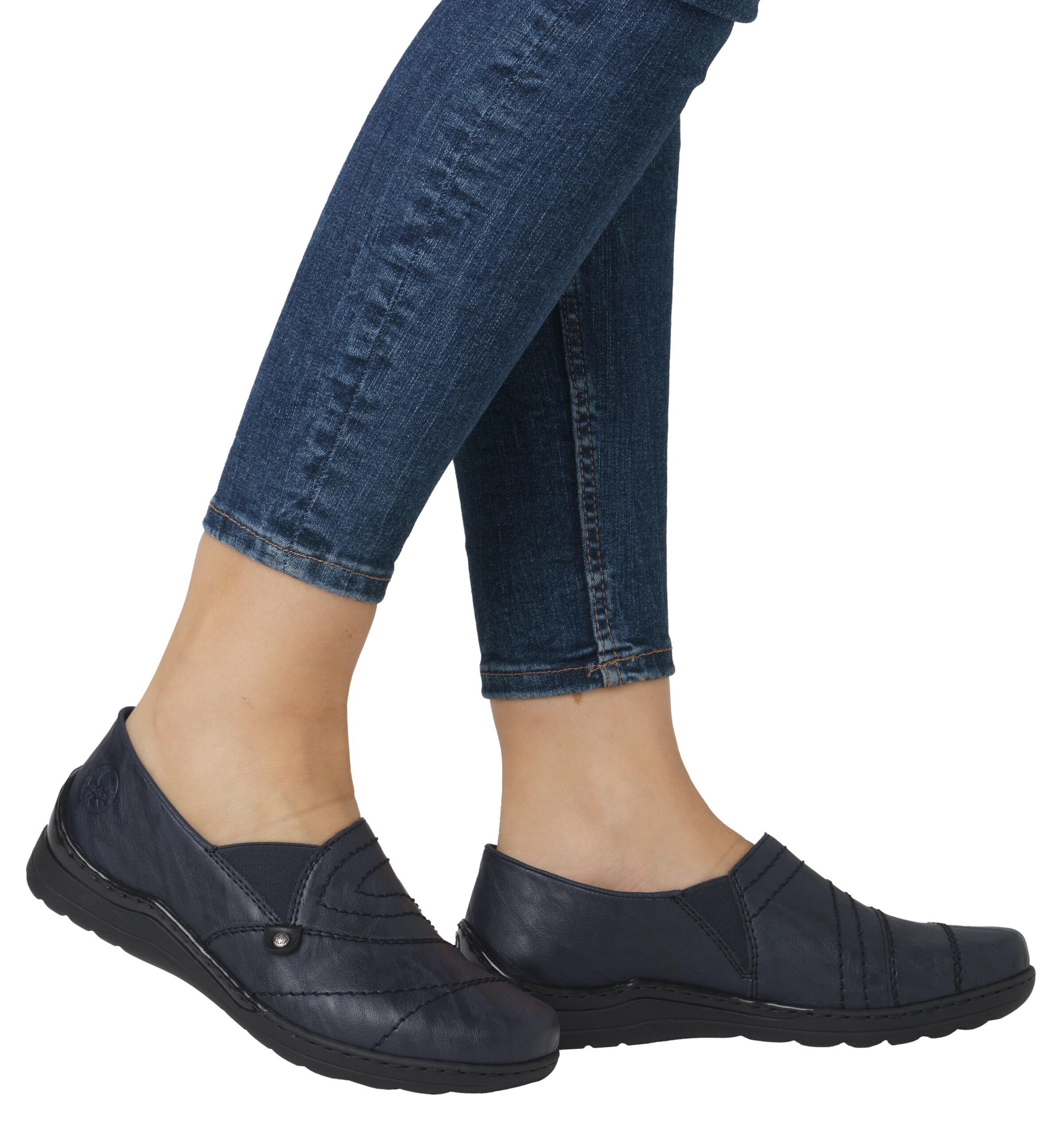 Rieker Slipper in Blau: Vorderseite