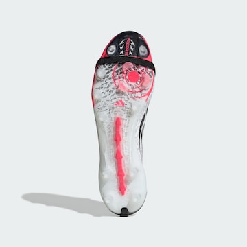 ADIDAS PERFORMANCE - Chuteira 'Predator Elite' em branco