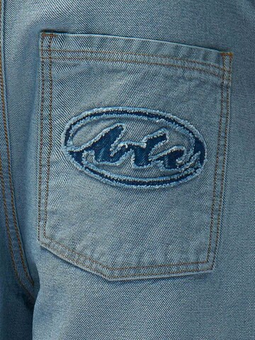 Baggy Jeans di ARTE ANTWERP in blu
