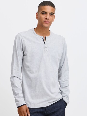 BLEND - Camiseta en gris: frente