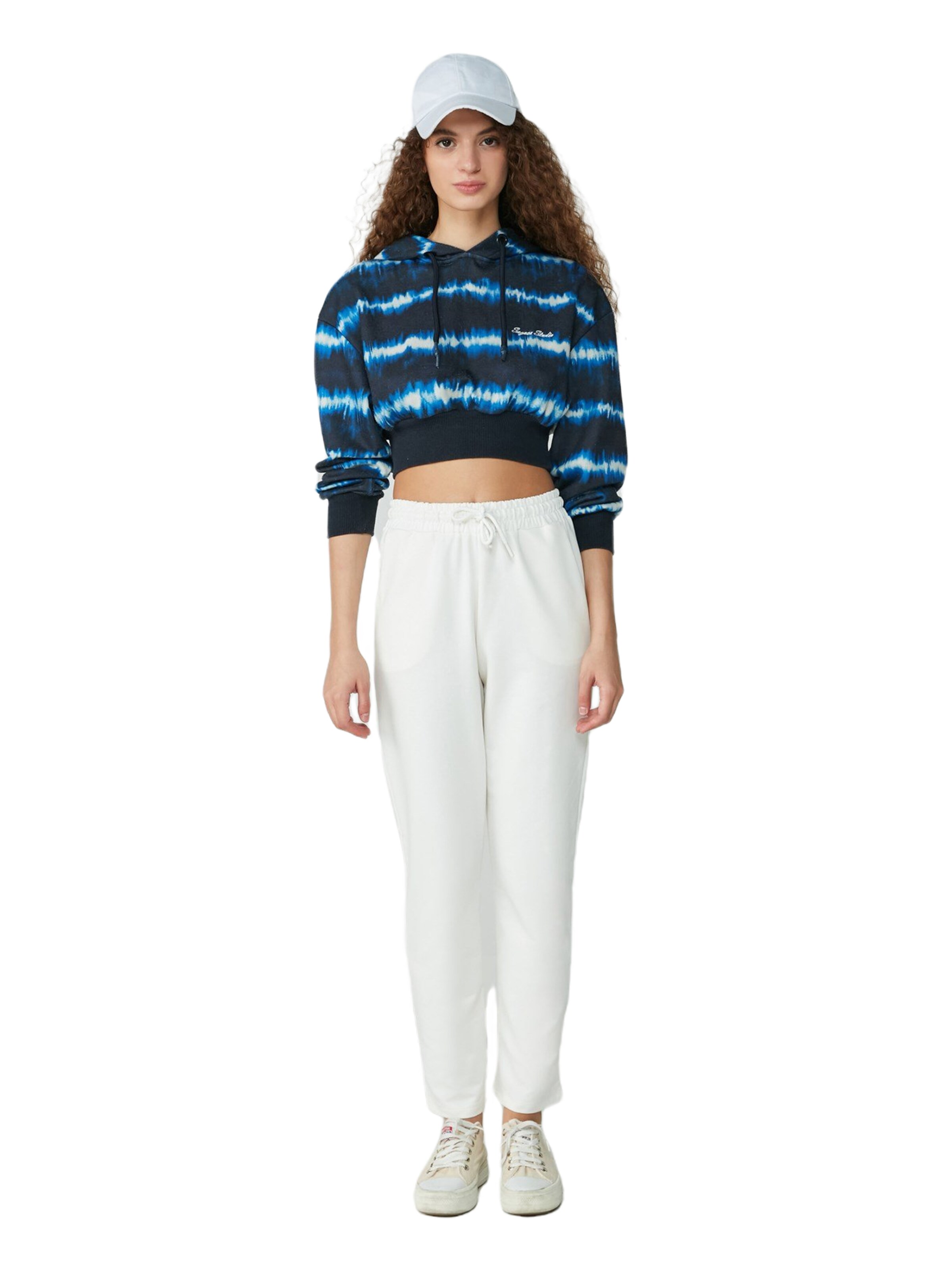 C&City Tapered Pants in White: front