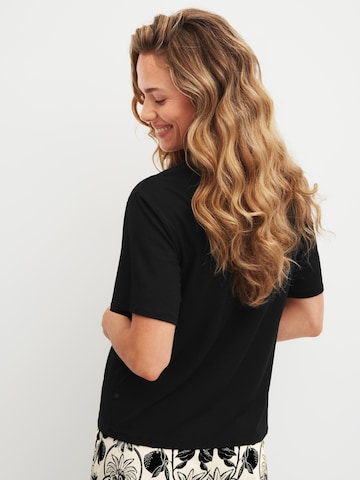 CALIDA Slaapshirt 'Favourites Layering' in Zwart