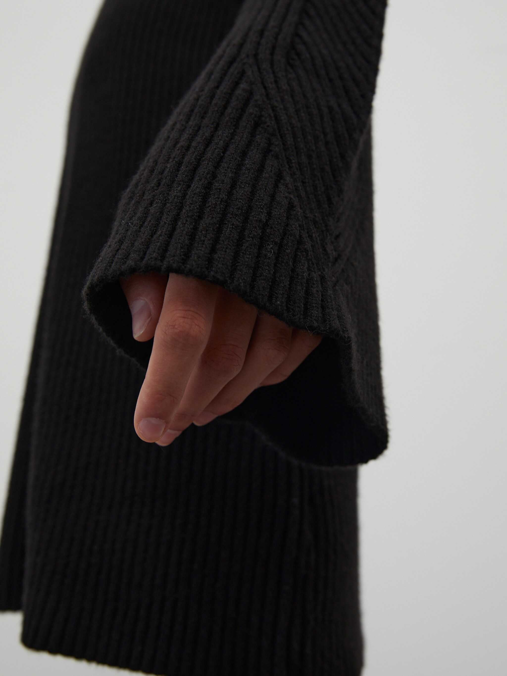 EDITED Producten Gebreide jurk 'Nomi' Zwart