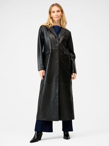 Manteau mi-saison 'Glossy' RICANO en noir : devant