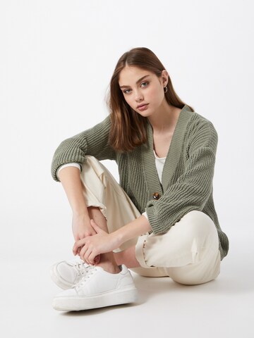 Hailys Strickjacke 'Kim' in Grün