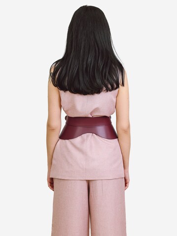 Haute Cuir Belt 'Crescent Peplum Belt' in Red