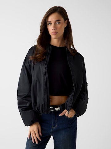 GUESS Between-Season Jacket in Black: front