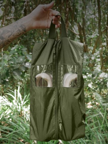 TRAVEL DUDE - Bolsa de viaje 'Schuhtaschen Set 2 Teilig aus recycelten Plastikflaschen, Schuhbeutel Organizer' en verde